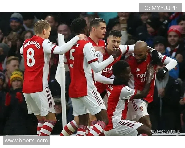 足总杯精彩对决AC米兰逆转那不勒斯乌龙球成比赛转折点分析